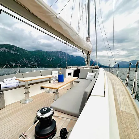 The Secret Garden 瓦伦纳